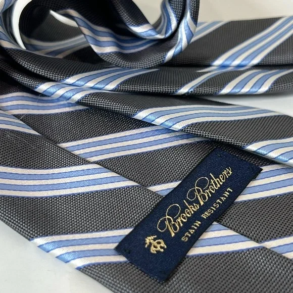 Brooks Brothers Stain Resistant Black and Light Blue Striped Tie Professional - Picture 7 of 9